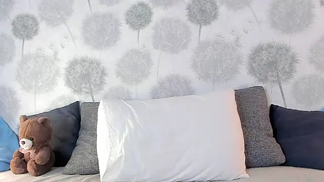 EngelFugler online show from 28, 1, 2025