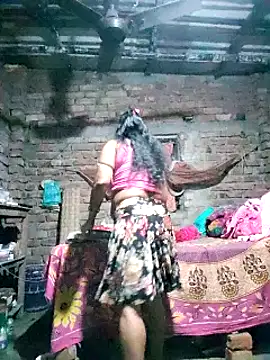 Snapshot of Hotty-dola chatting on 25, 12, 2024 Hotty-dola online show from 25, 12, 2024
