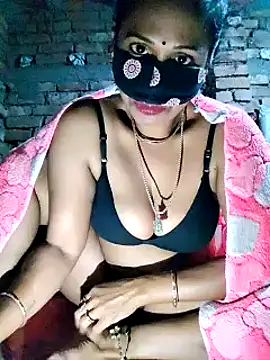 Snapshot of Hotty-dola chatting on 5, 1, 2025 Hotty-dola online show from 5, 1, 2025