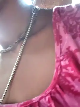 Snapshot of Hotty-dola chatting on 13, 2, 2025 Hotty-dola online show from 13, 2, 2025
