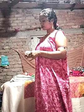 Snapshot of Hotty-dola chatting on 6, 3, 2025 Hotty-dola online show from 6, 3, 2025