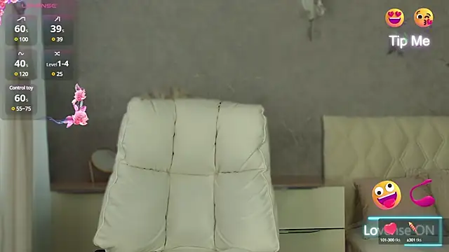 LianaCruz   online show from 14, 2, 2025