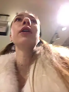 Lia  Love online show from 23, 1, 2025