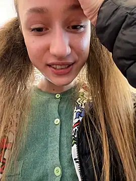 Lia  Love online show from 20, 3, 2025