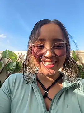 Kay LustyWife online show from 4, 2, 2026