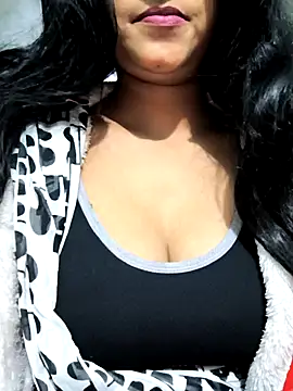 Snapshot of NEETU-89 chatting on 1, 1, 2025 NEETU-89 online show from 1, 1, 2025