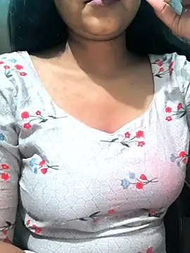 Snapshot of NEETU-89 chatting on 15, 3, 2025 NEETU-89 online show from 15, 3, 2025
