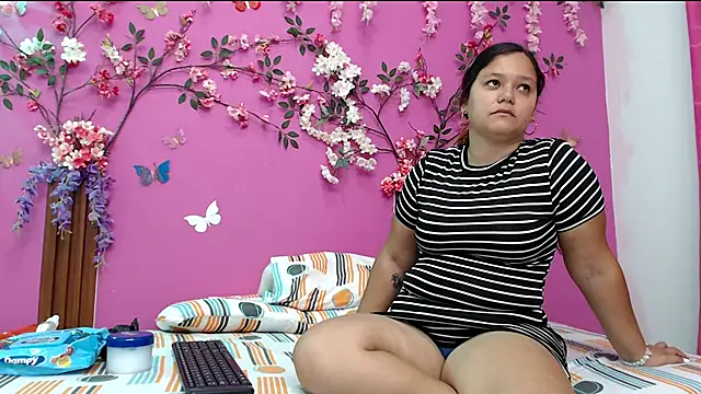 Snapshot of analdeepalejandra18 chatting on 19, 3, 2025 analdeepalejandra18 online show from 19, 3, 2025