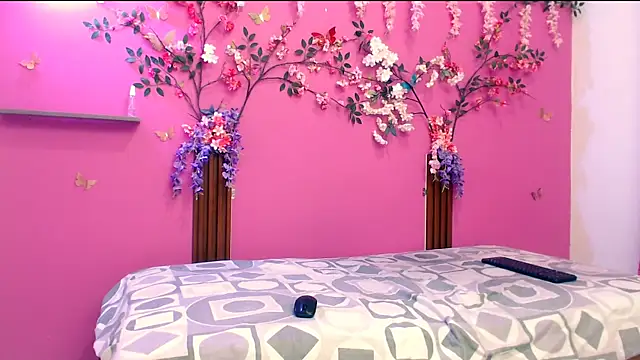 Snapshot of analdeepalejandra18 chatting on 27, 10, 2025 analdeepalejandra18 online show from 27, 10, 2025