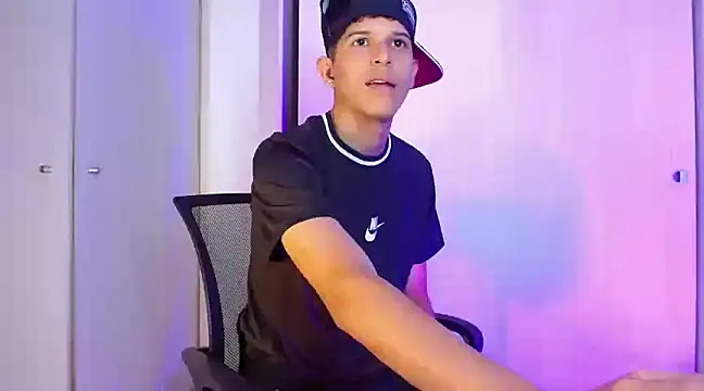 LiamGadiell online show from 14, 12, 2024