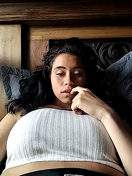 Snapshot of Alexandra_65 chatting on 28, 10, 2025 Alexandra 65 online show from 28, 10, 2025