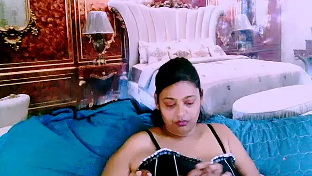 Snapshot of IndianYummy chatting on 15, 12, 2024 IndianYummy online show from 15, 12, 2024