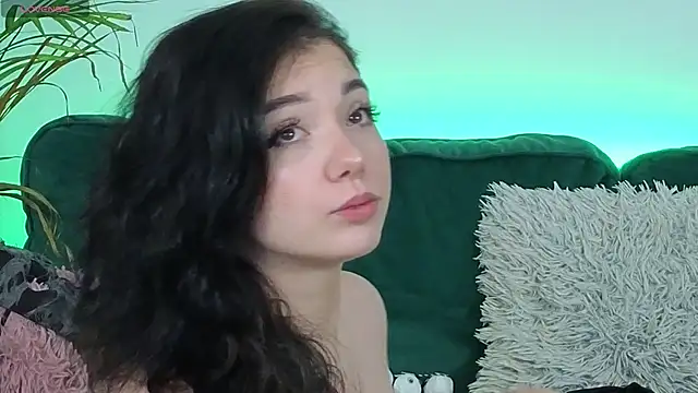 AveryWillow online show from 9, 11, 2025