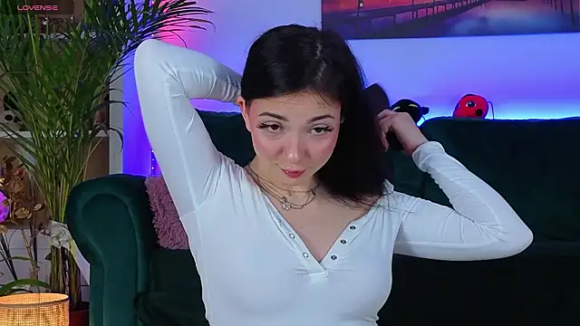 Snapshot of AveryWillow chatting on 18, 2, 2026 AveryWillow online show from 18, 2, 2026