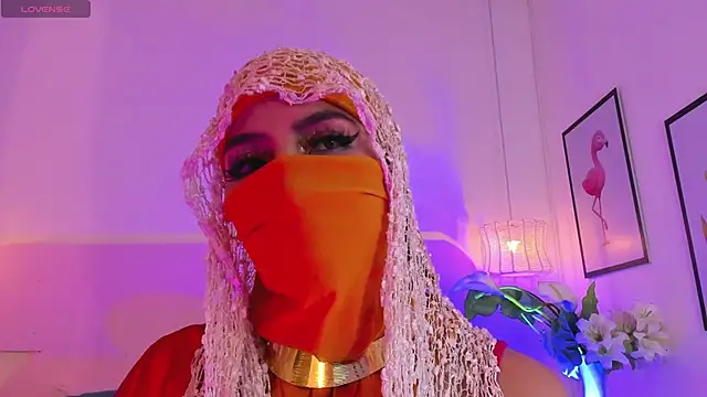 naomiii   online show from 20, 10, 2025