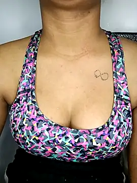 SOFT LOVE143 online show from 14, 3, 2025