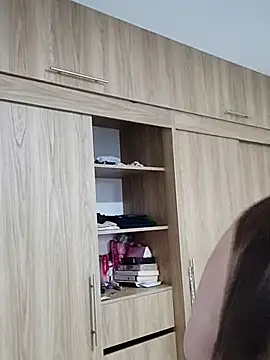  Prinscarlet  online show from 5, 1, 2026