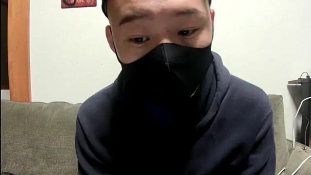 Snapshot of tuki_fu chatting on 14, 12, 2024 tuki fu online show from 14, 12, 2024