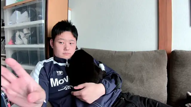 Snapshot of tuki_fu chatting on 8, 3, 2025 tuki fu online show from 8, 3, 2025