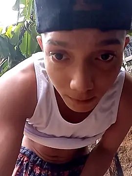 Snapshot of tayson_ chatting on 6, 3, 2025 tayson online show from 6, 3, 2025