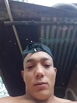 Snapshot of tayson_ chatting on 24, 9, 2025 tayson online show from 24, 9, 2025