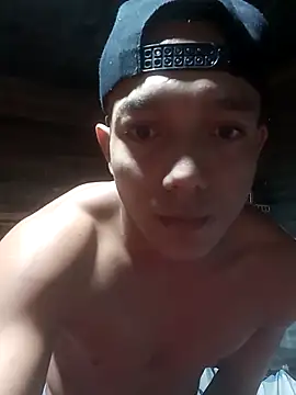 Snapshot of tayson_ chatting on 21, 3, 2026 tayson online show from 21, 3, 2026