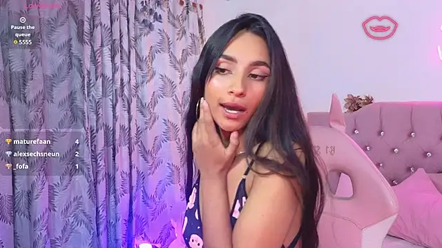 Jazmin tay online show from 25, 2, 2025