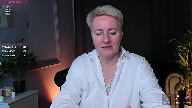 Snapshot of Nika_Smit chatting on 25, 4, 2026 Nika Smit online show from 25, 4, 2026