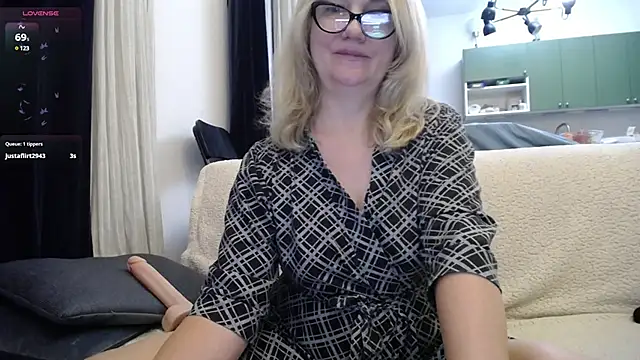 Snapshot of Blond_Woman chatting on 29, 1, 2025 Blond Woman online show from 29, 1, 2025
