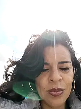 NATHALIA-28  online show from 4, 2, 2025