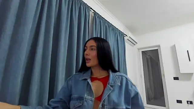 Snapshot of IvyKaelani chatting on 20, 12, 2024 IvyKaelani online show from 20, 12, 2024