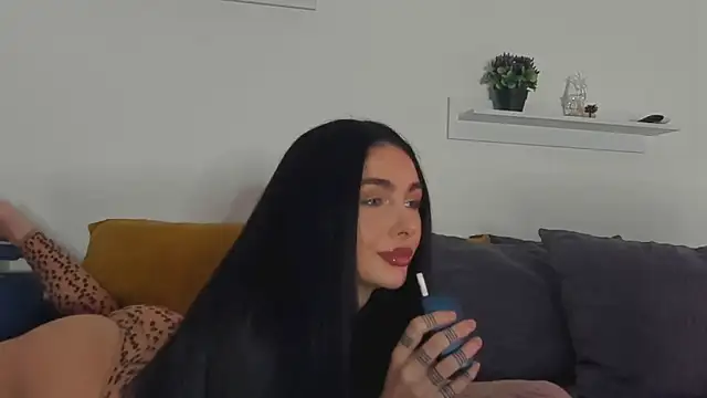 Snapshot of IvyKaelani chatting on 6, 3, 2025 IvyKaelani online show from 6, 3, 2025