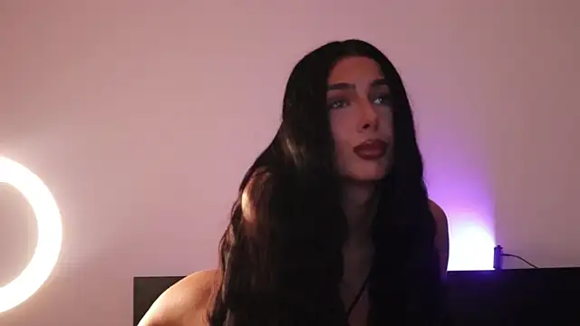 Snapshot of IvyKaelani chatting on 15, 11, 2025 IvyKaelani online show from 15, 11, 2025