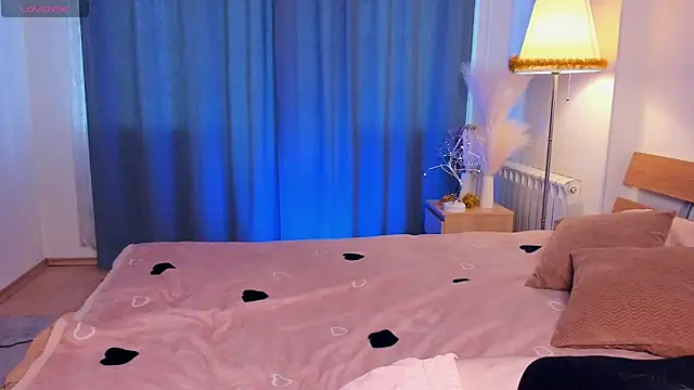 VickieVici online show from 7, 12, 2024