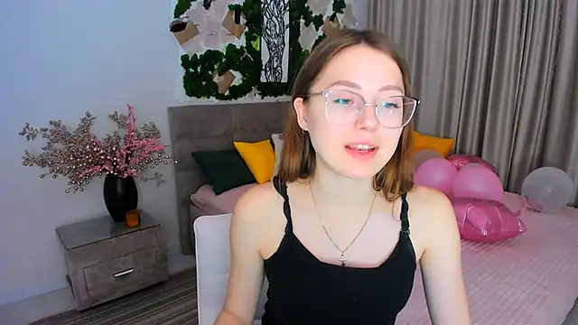 SereneFlame online show from 1, 3, 2025