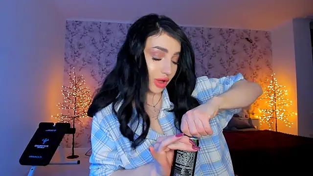 Snapshot of NancyLovee_ chatting on 19, 2, 2026 NancyLovee online show from 19, 2, 2026