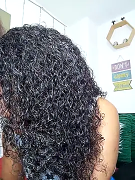 Snapshot of gianna_smith chatting on 30, 10, 2025 gianna smith online show from 30, 10, 2025