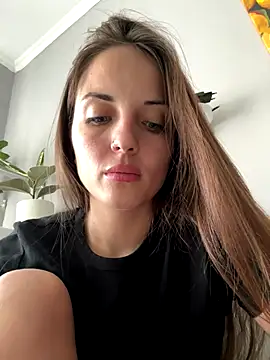 AmiLavs online show from 8, 11, 2025