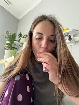 AmiLavs online show from 14, 4, 2026