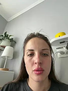 Snapshot of AmiLavs chatting on 3, 7, 2026 AmiLavs online show from 3, 7, 2026