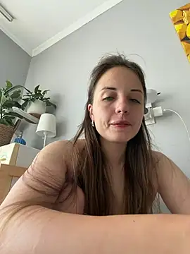 Snapshot of AmiLavs chatting on 7, 7, 2026 AmiLavs online show from 7, 7, 2026