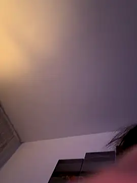 EmilyWi  online show from 3, 11, 2025