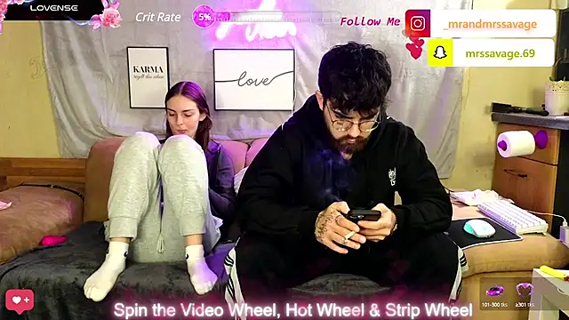 MrAndMrsSavage online show from 23, 1, 2025