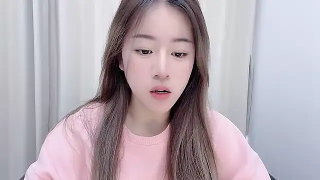 chloe-01 online show from 18, 1, 2025