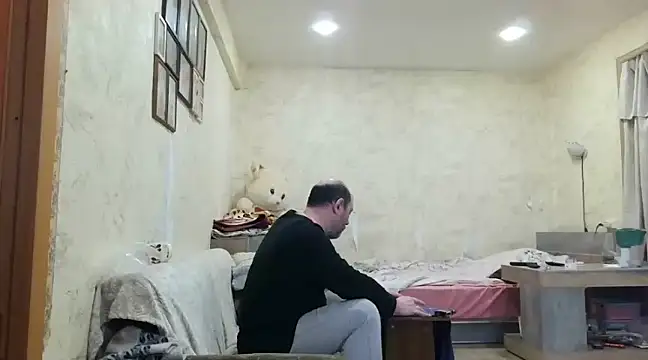 AgnichBan online show from 20, 1, 2025