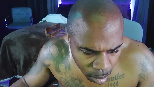 Snapshot of Dcrush17 chatting on 13, 12, 2024 Dcrush17 online show from 13, 12, 2024