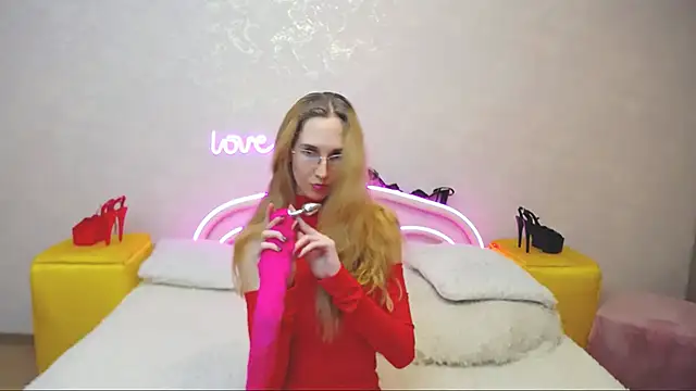 KlaryBrait online show from 2, 3, 2025