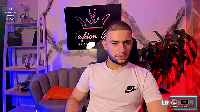 MaximusDick1  online show from 16, 1, 2026