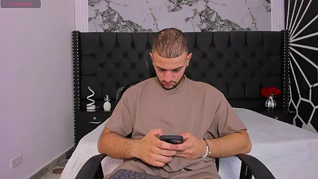 Snapshot of MaximusDick1_ chatting on 23, 5, 2026 MaximusDick1 online show from 23, 5, 2026