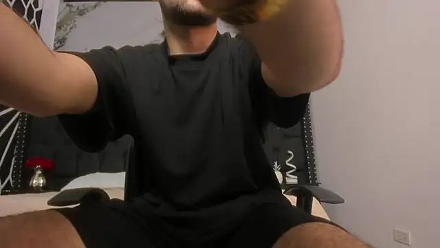 Snapshot of MaximusDick1_ chatting on 27, 5, 2026 MaximusDick1 online show from 27, 5, 2026
